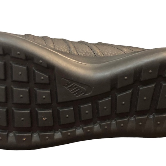 Womens Nike Roshe Two High Winter Sneakerboot - Picture 10 of 13